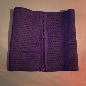 Breathable Active Tight Waist Supportive Garter